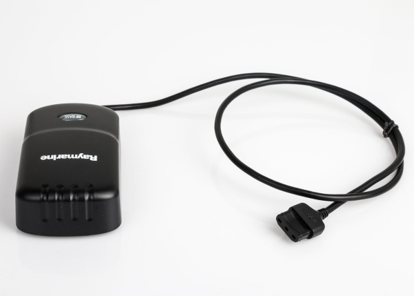 RAYMARINE Autopilot EV200 Hydraulic Pack with S100 Radio Remote Control  от прозводителя Raymarine