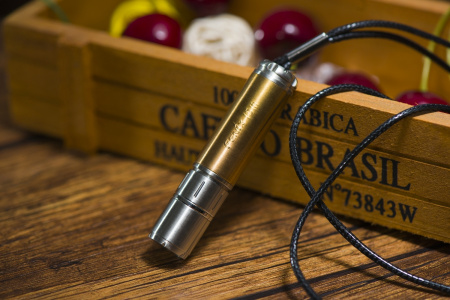 Фонарь Fenix F15 F15 от прозводителя Fenix